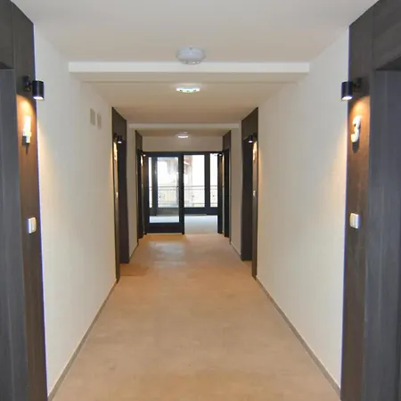 Sara Apartment *